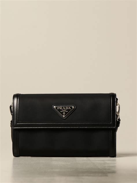 prada cartera